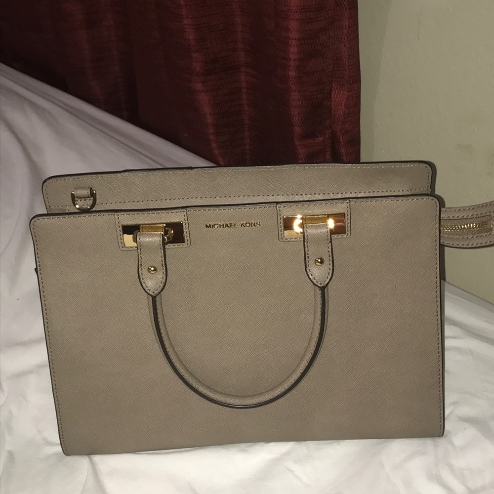 Michael Kors large travel purse